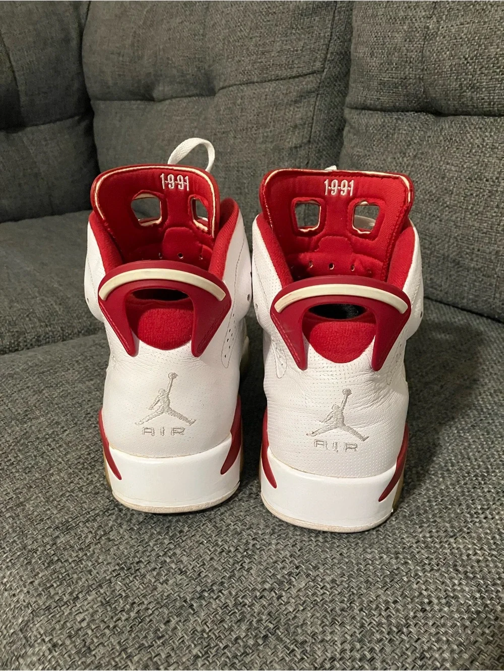 Jordan Alternative Carmine Hare 6 Men's Athletic Shoes White Red